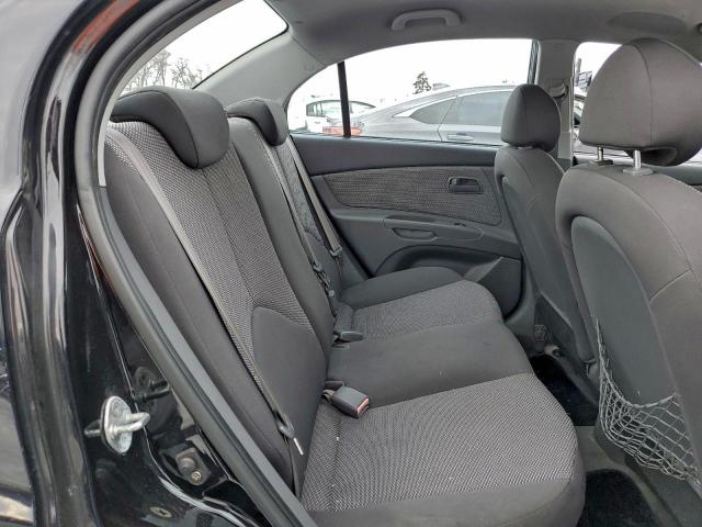 Kia Rio Base Image 4