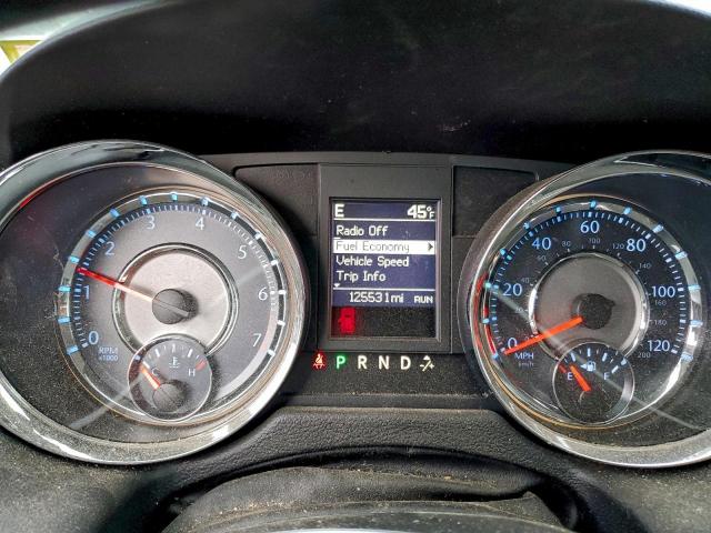 Chrysler Minivan Touring Image 10