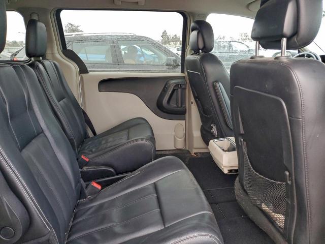 Chrysler Minivan Touring Image 12