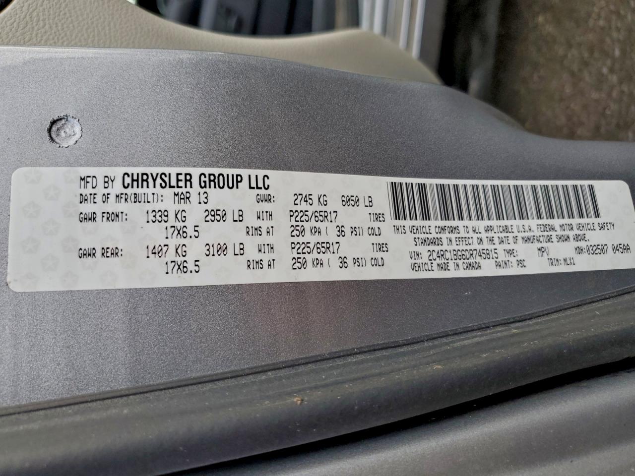 Chrysler Minivan Touring Image 2