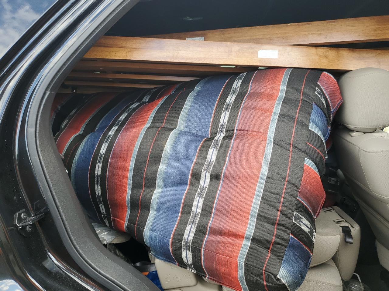 Ford Explorer Image 11