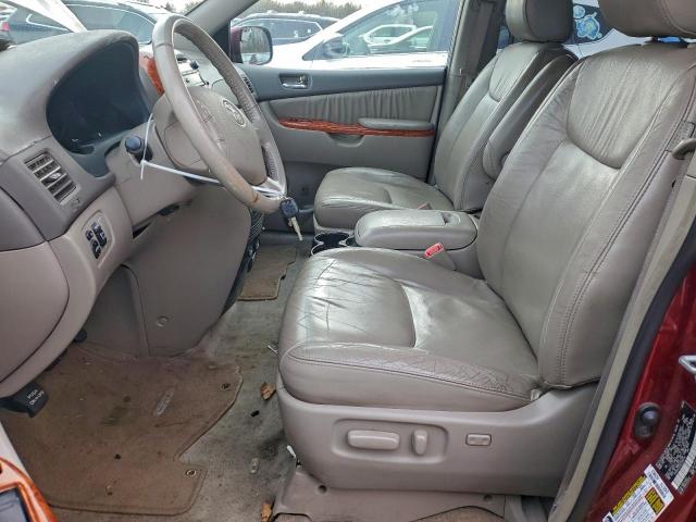 Toyota Sienna Xle Image 7