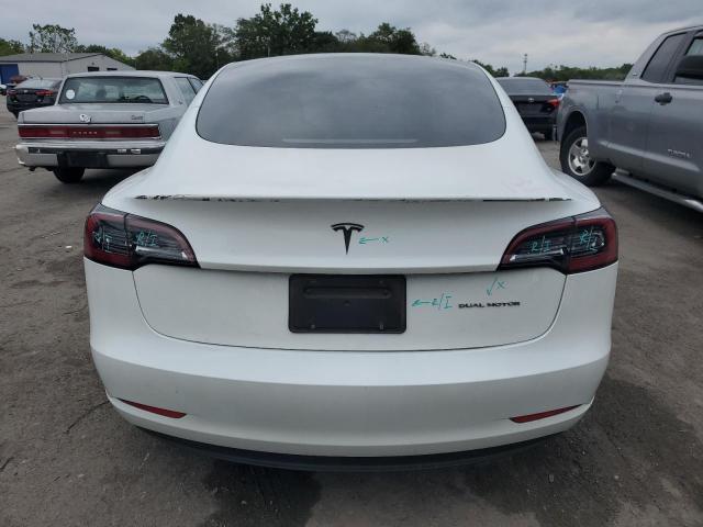 Tesla Model 3 Image 7