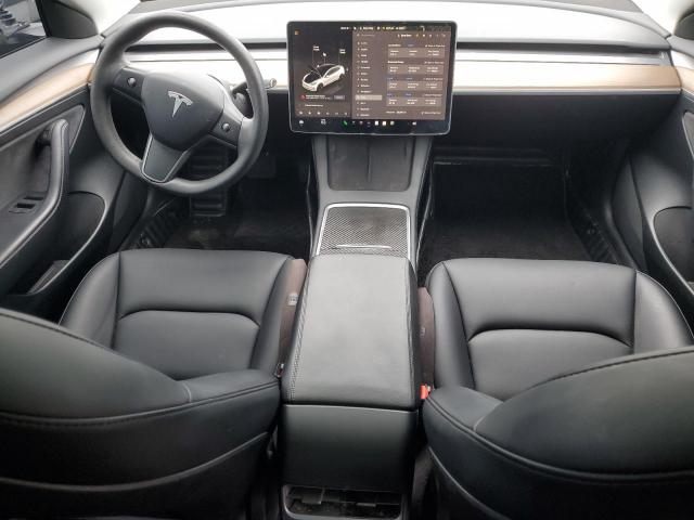 Tesla Model 3 Image 11