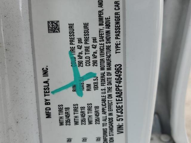 Tesla Model 3 Image 8