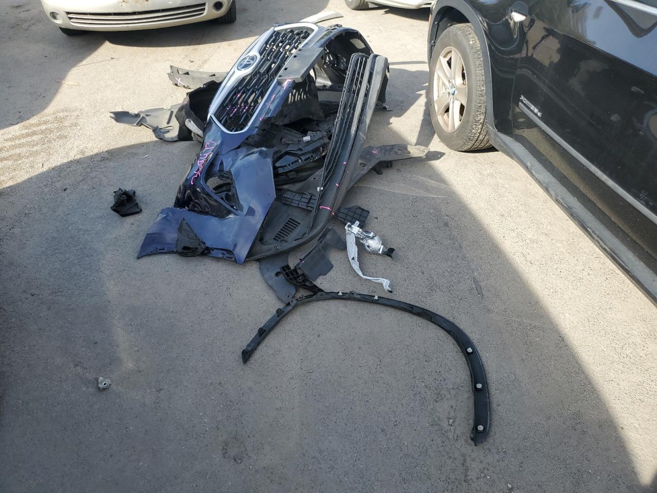 Toyota Highlander L Image 8