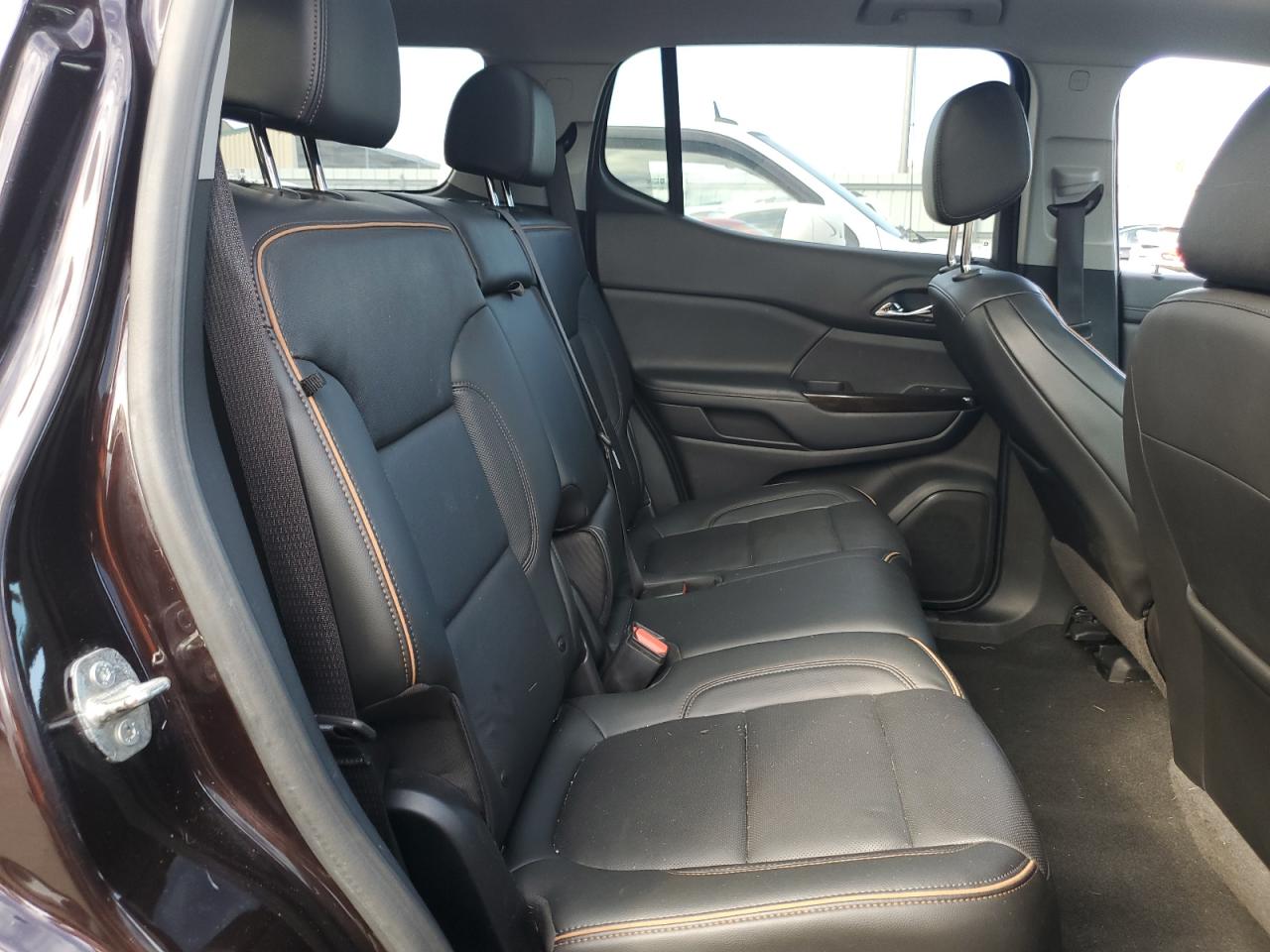 GMC Acadia At4 Image 12