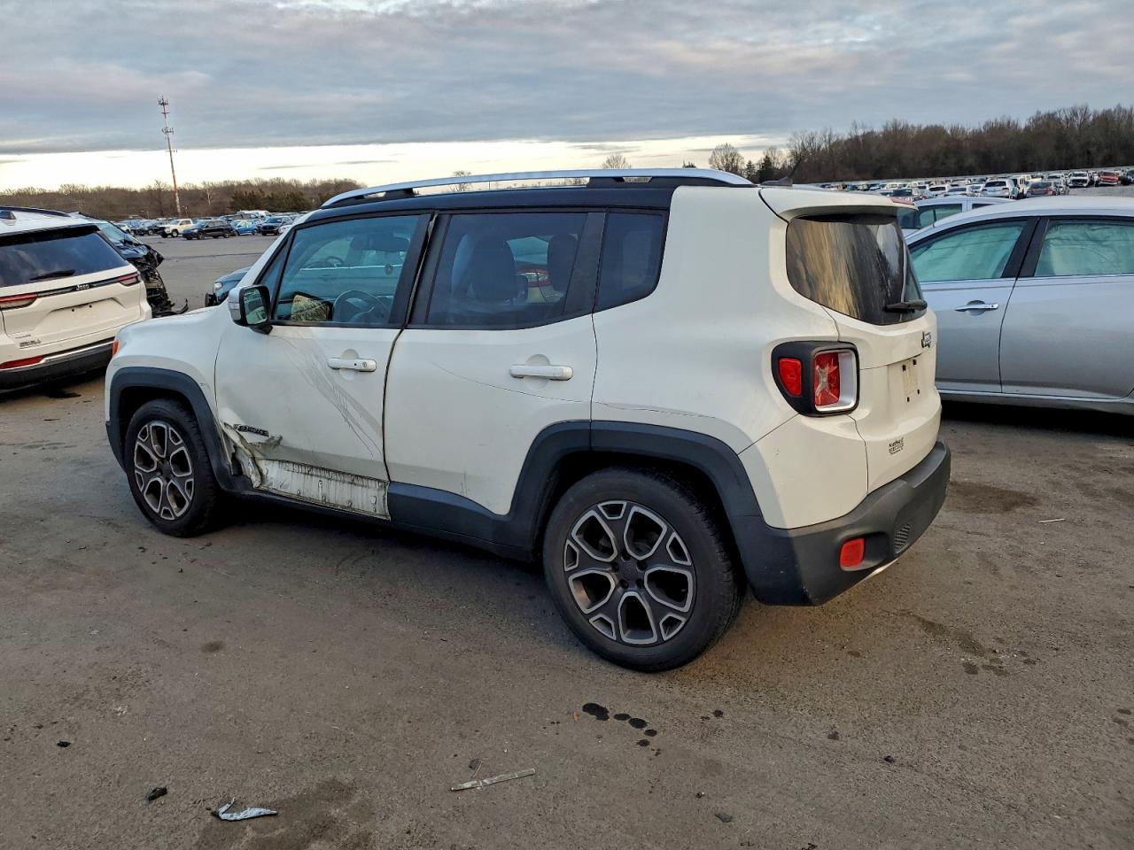 Jeep Renegade Limited Image 2