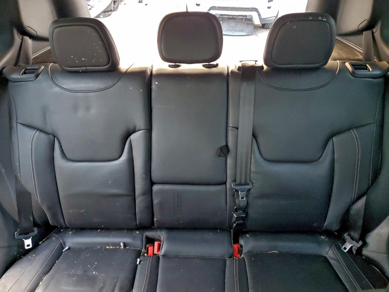 Jeep Renegade Limited Image 8