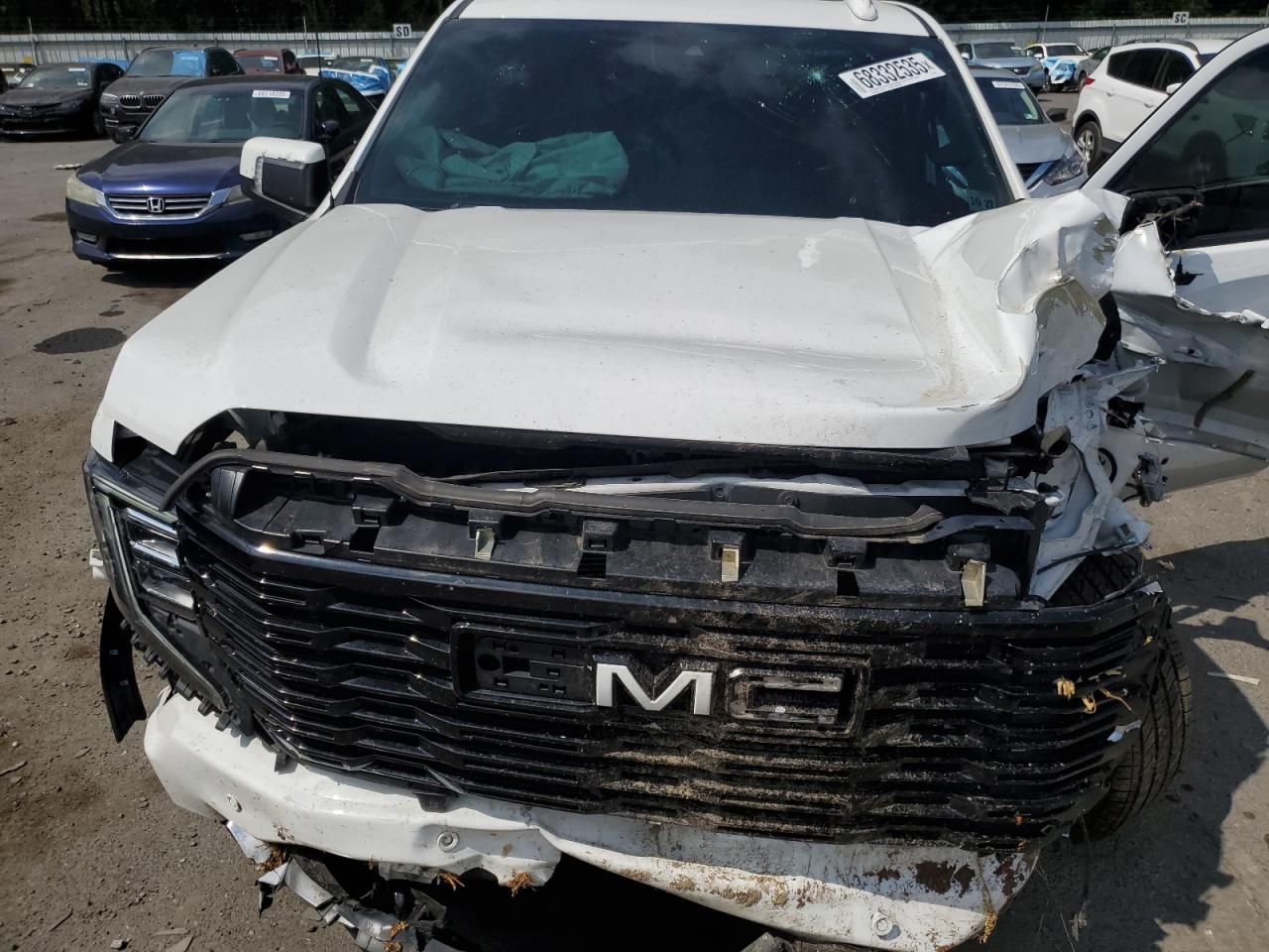 GMC Sierra K1500 Denali Image 4