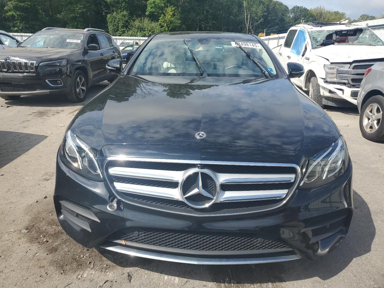 Mercedes-Benz E-Class 350 4matic Image 8