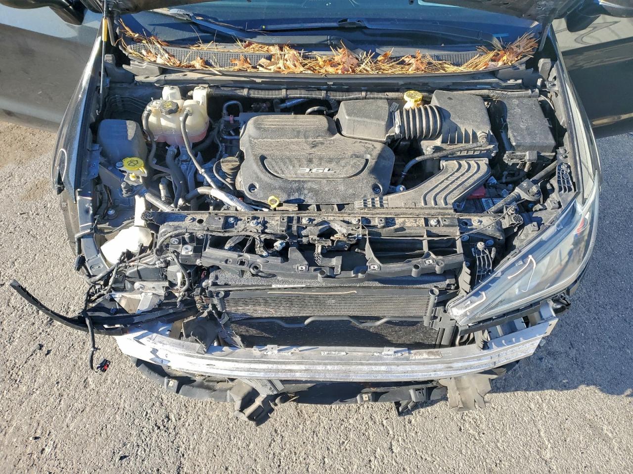 Chrysler Pacifica Touring Plus Image 3