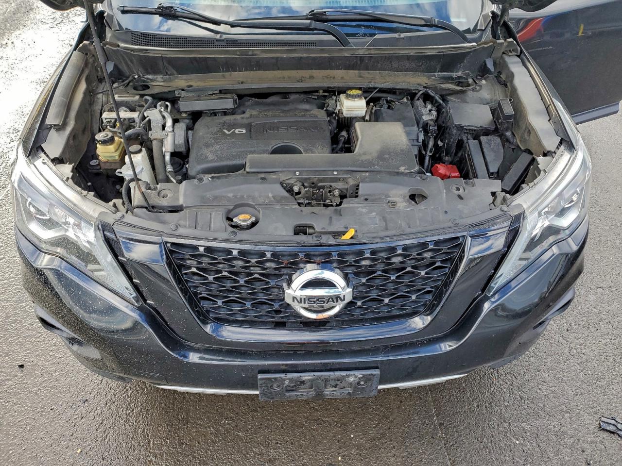 Nissan Pathfinder S Image 13