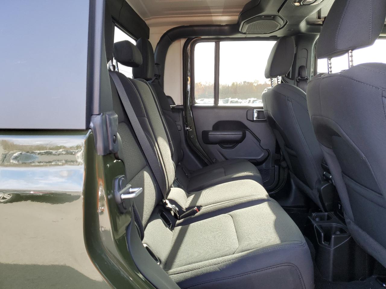 Jeep Gladiator Sport Image 7