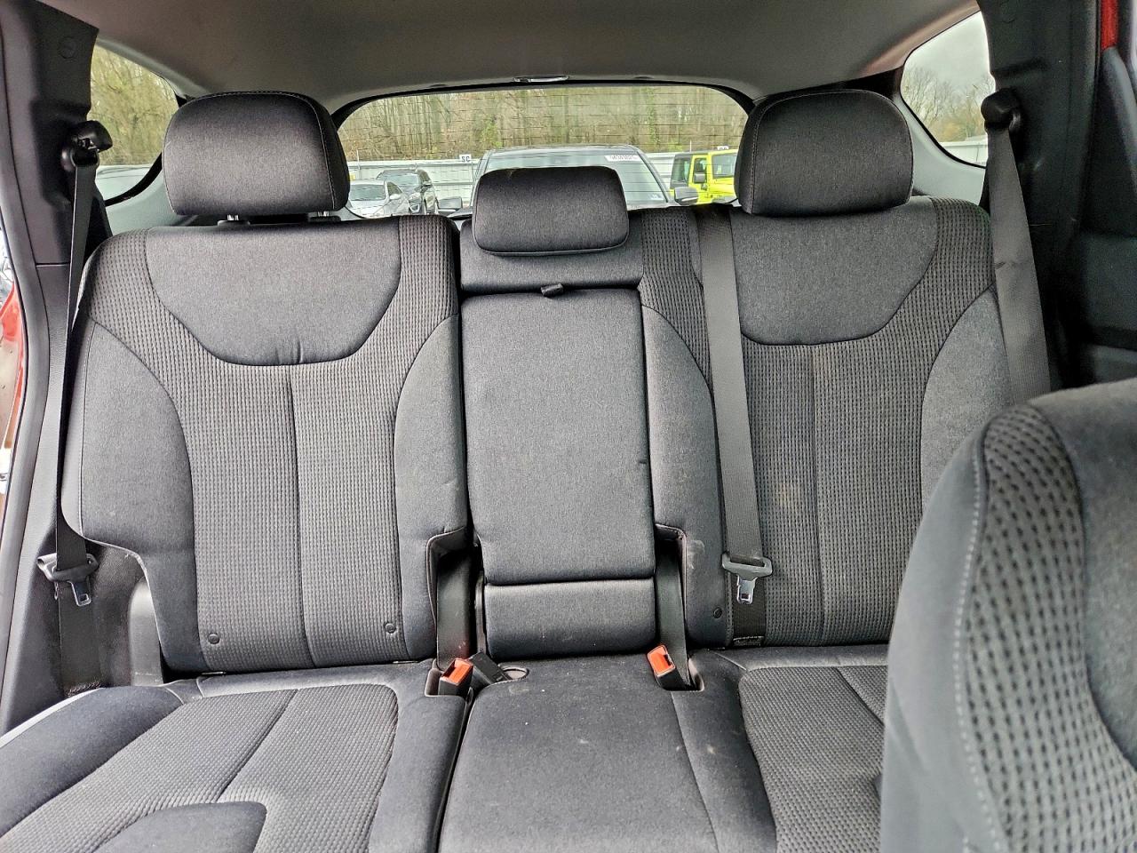 Hyundai SANTA FE Sel Image 3