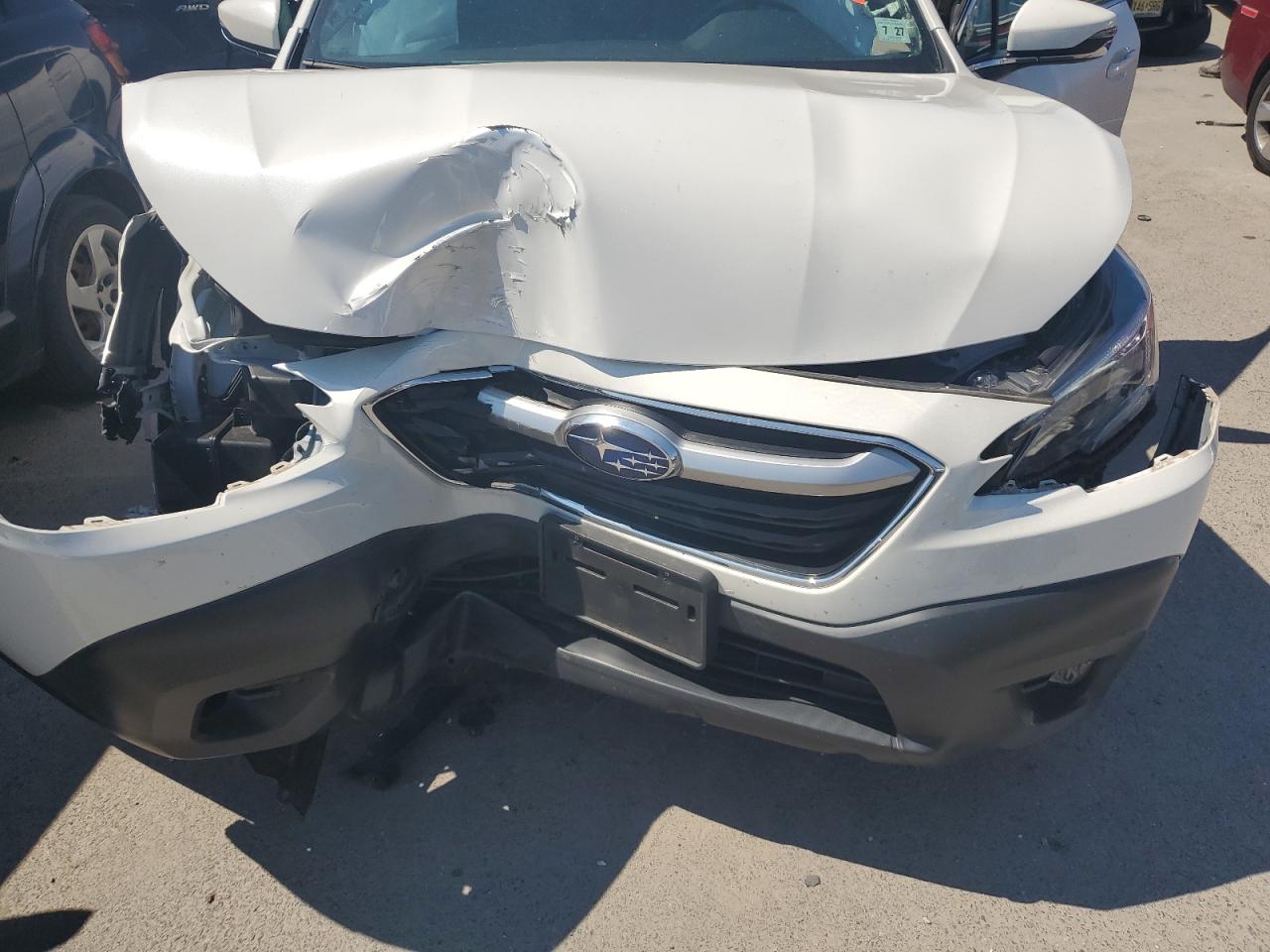 Subaru Outback Premium Image 13