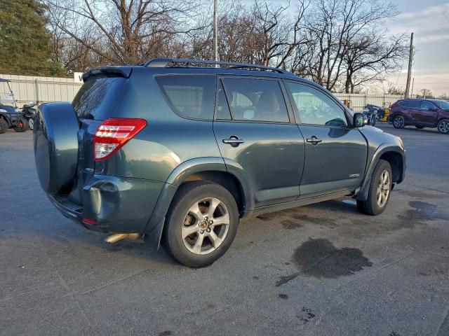 Toyota RAV4 Limited Image 3