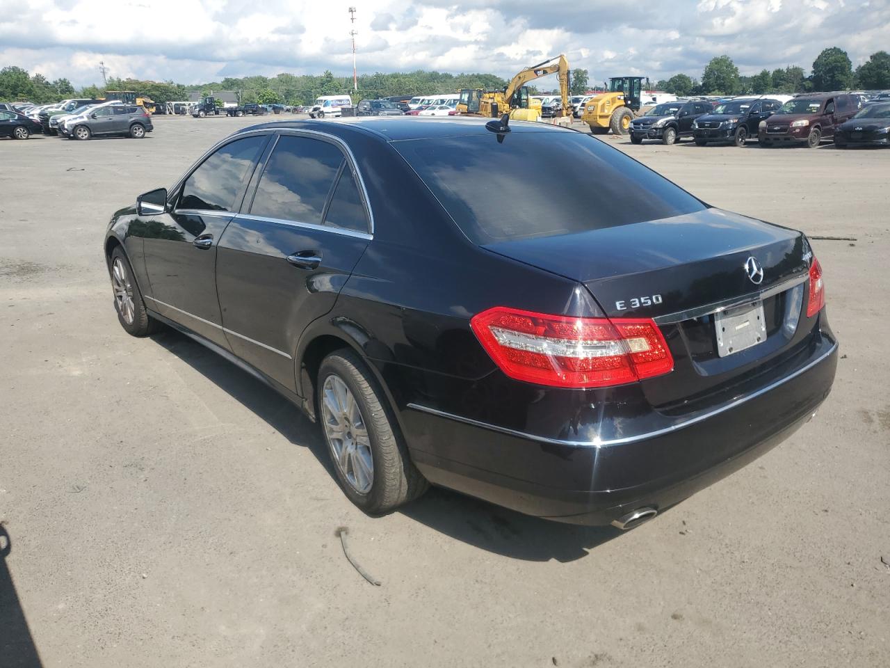 Mercedes-Benz E-Class 350 4matic Image 12