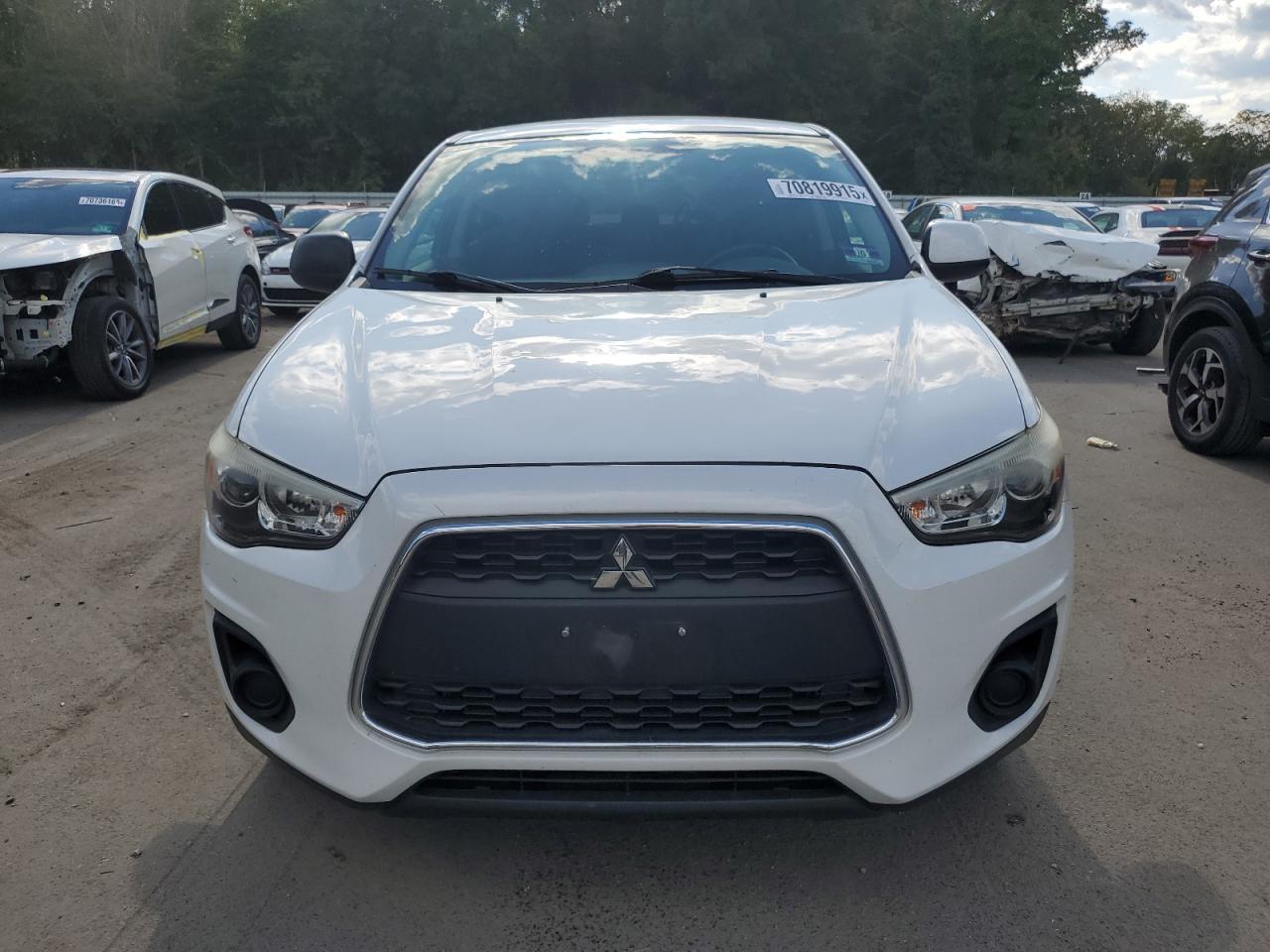 Mitsubishi Outlander Es Image 7
