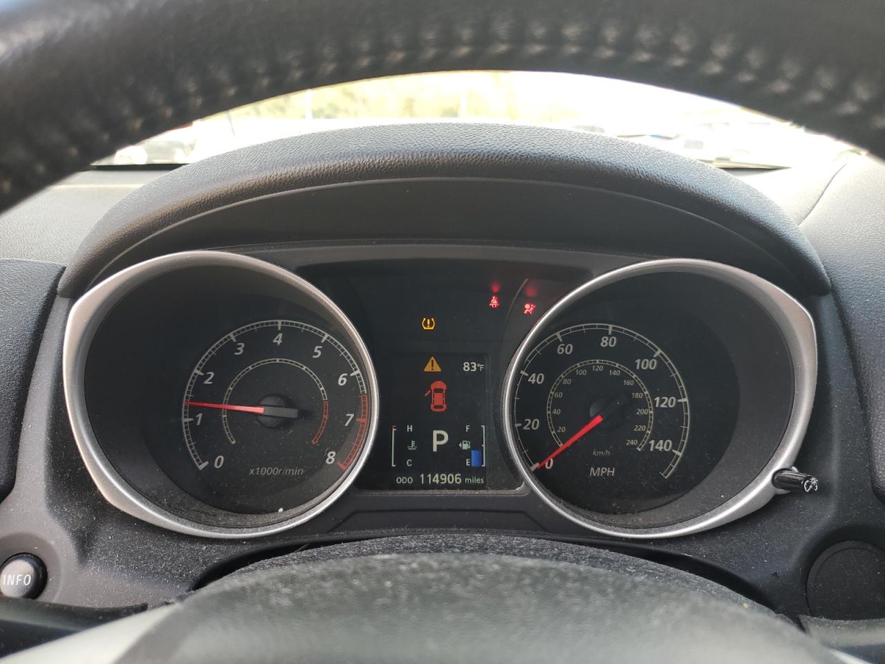 Mitsubishi Outlander Es Image 12