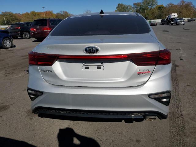 Kia Forte Fe Image 2