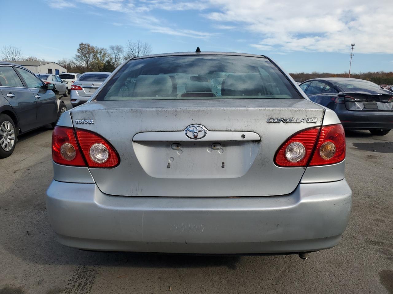 Toyota Corolla Ce Image 5