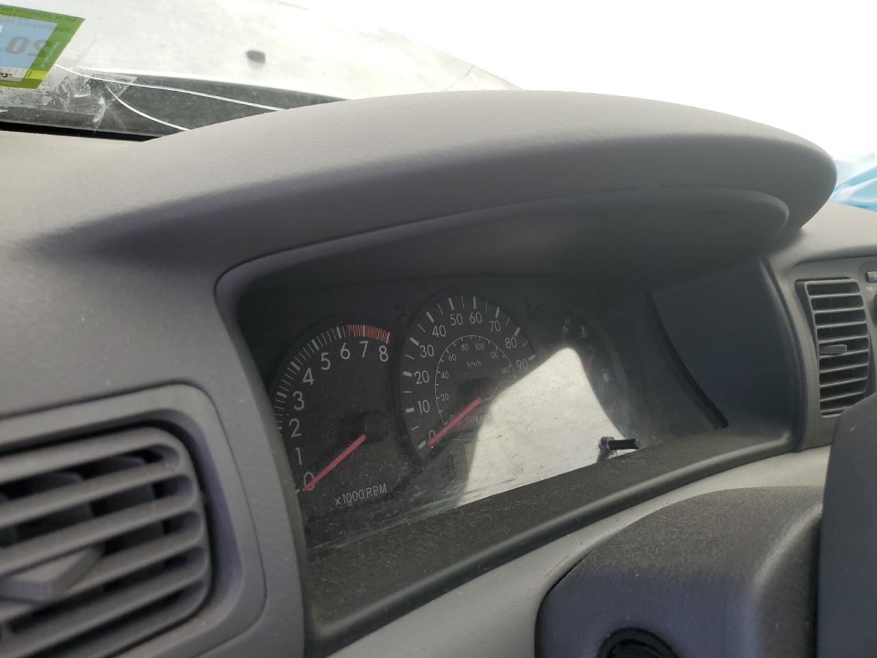 Toyota Corolla Ce Image 9