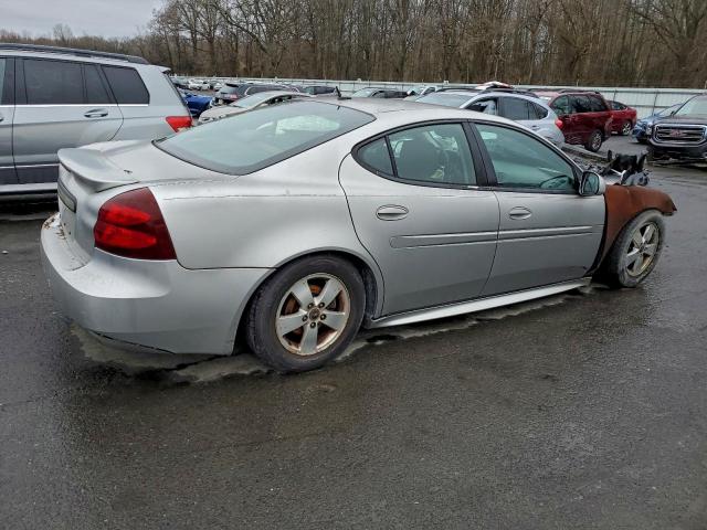 Pontiac Grandprix Image 8