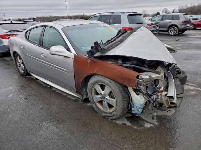 Pontiac Grandprix Image 3