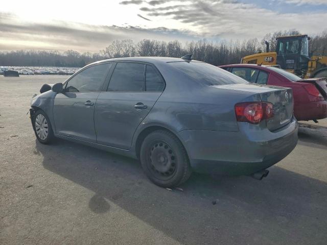 Volkswagen Jetta S Image 2