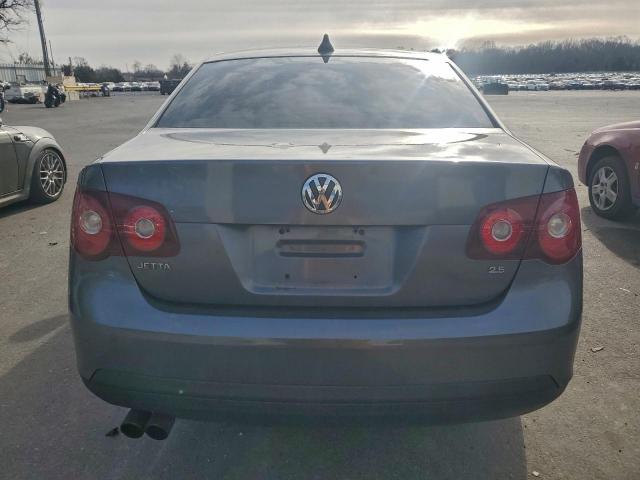 Volkswagen Jetta S Image 12