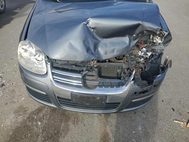 Volkswagen Jetta S Image 9