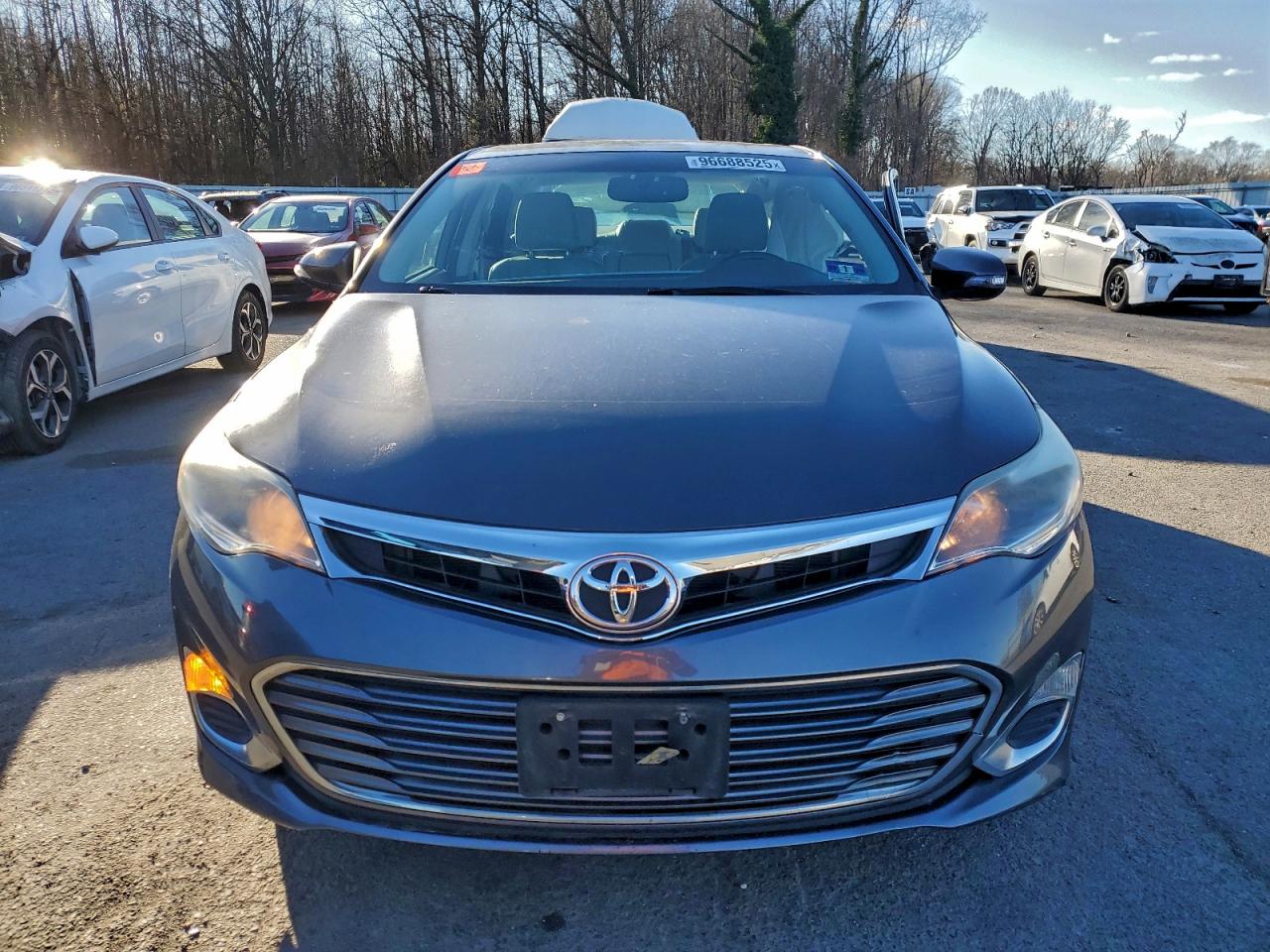 Toyota Avalon Base Image 9