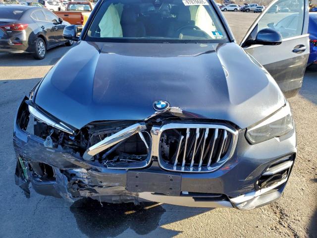 BMW X Series Xdrive40i Image 12