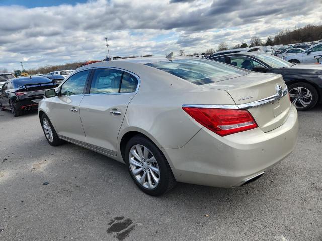 Buick LaCrosse Image 12