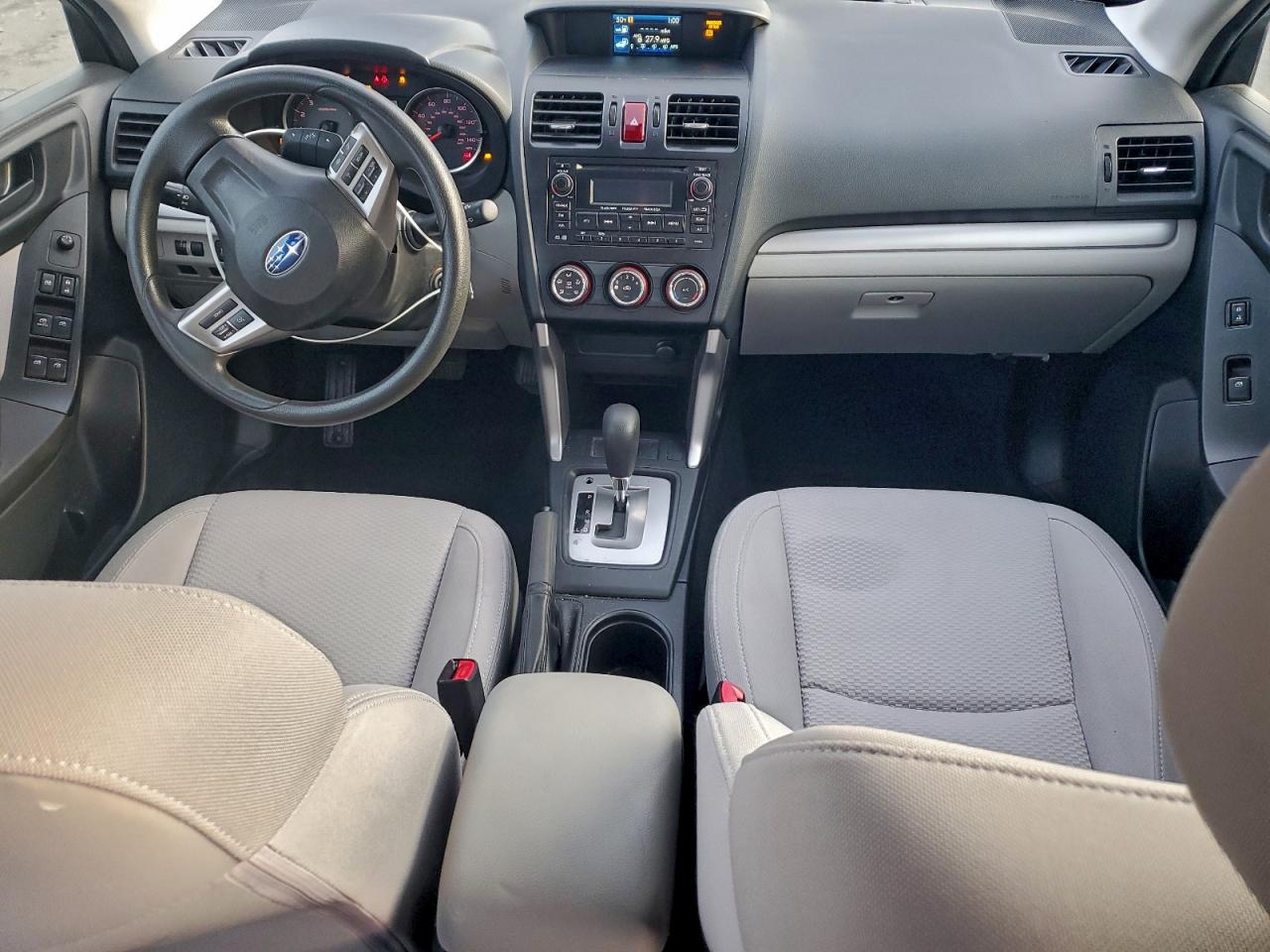 Subaru Forester 2.5i Image 7