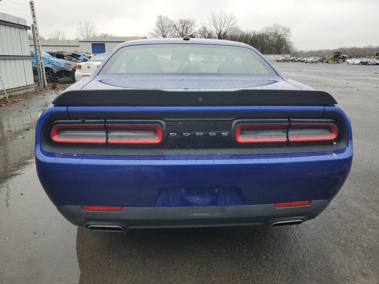 Dodge Challenger Sxt Image 6