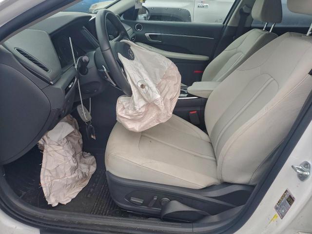 Hyundai SONATA Hybrid Image 2