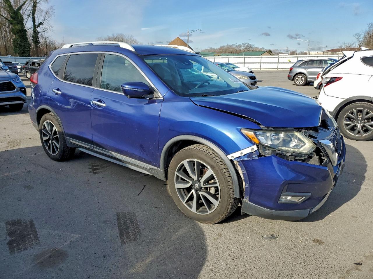Nissan Rogue S Image 3