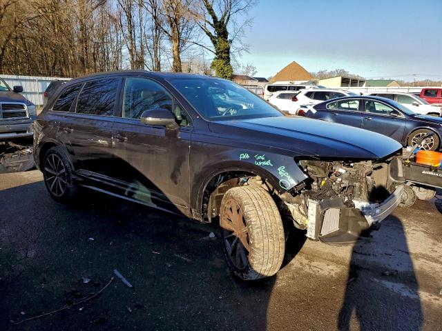 Audi Sq Premium Plus Image 9