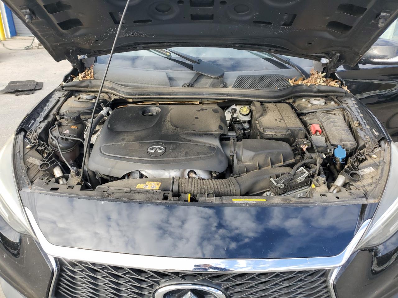 Infi QX30 Base Image 11