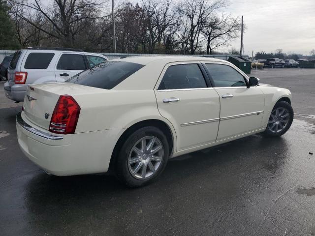 Chrysler 300 Image 11