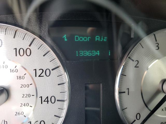 Chrysler 300 Image 12