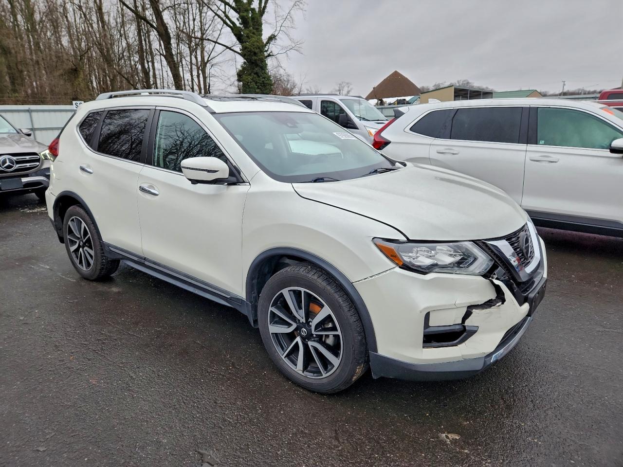 Nissan Rogue S Image 13