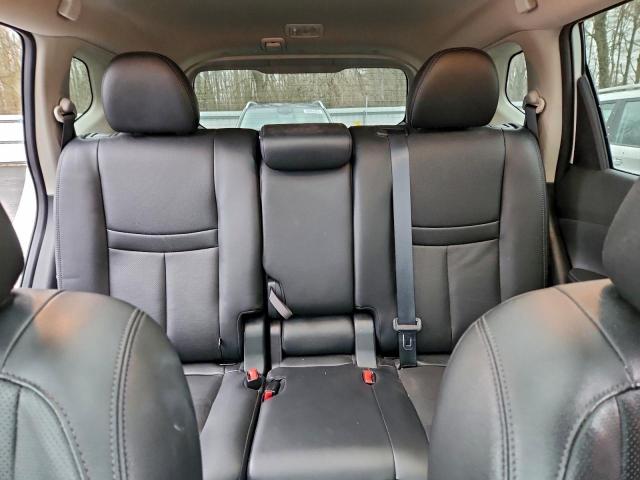 Nissan Rogue S Image 4