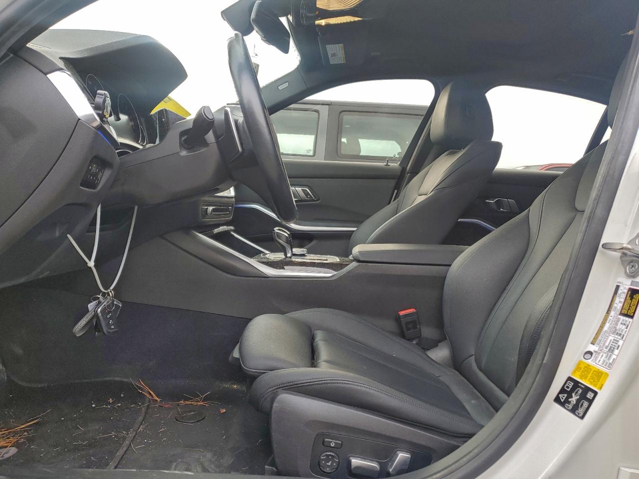 BMW 3 Series Image 8