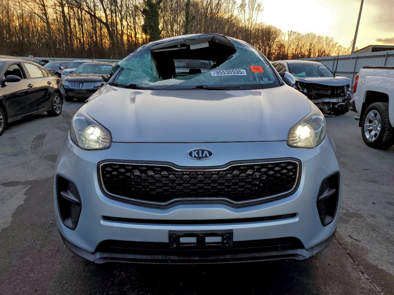 Kia Sportage Lx Image 2