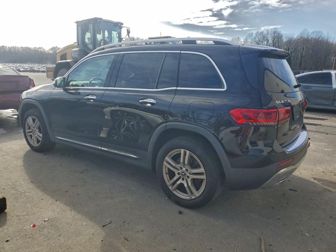 Mercedes-Benz GLB 250 4matic Image 2