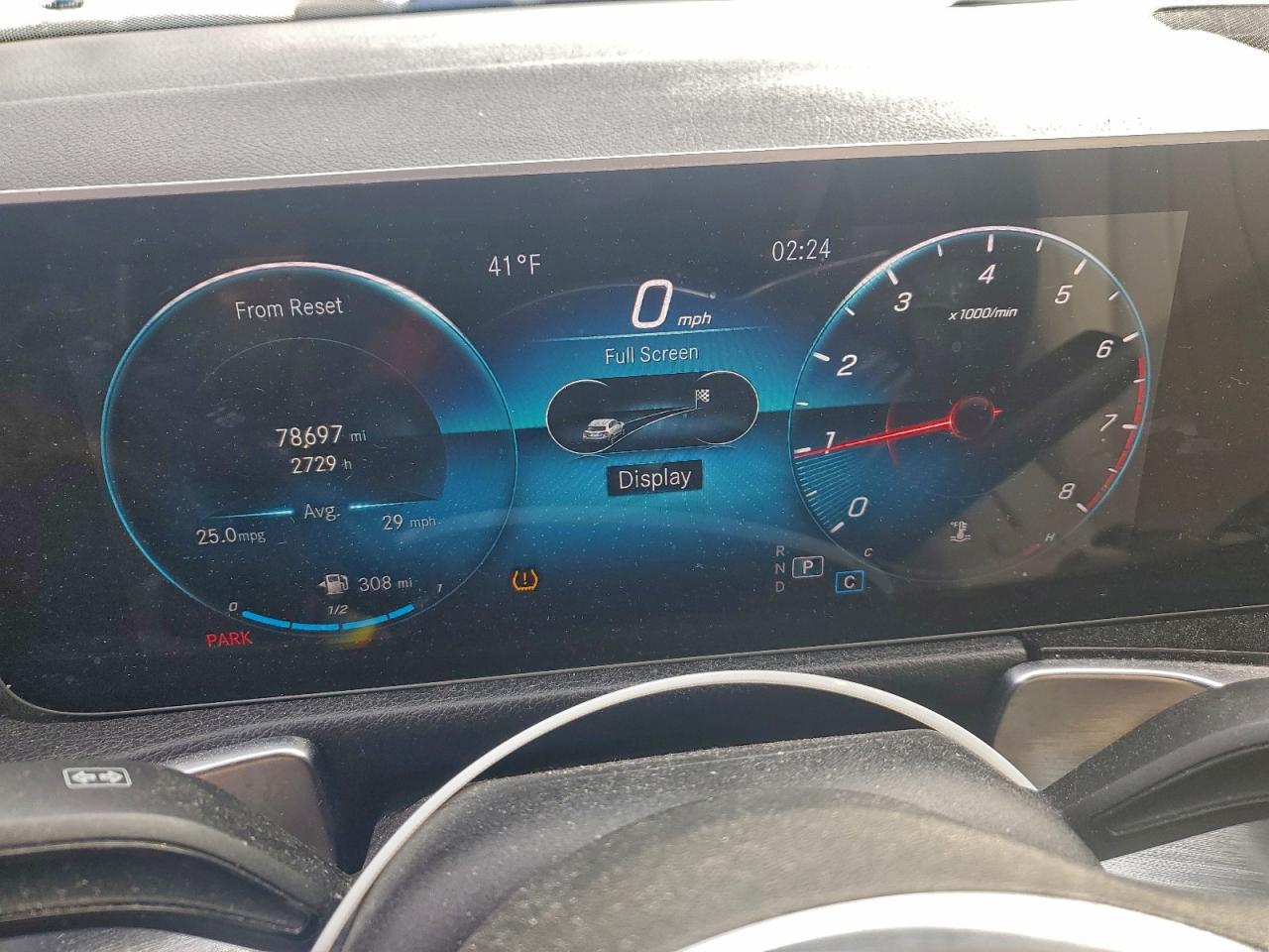 Mercedes-Benz GLB 250 4matic Image 9