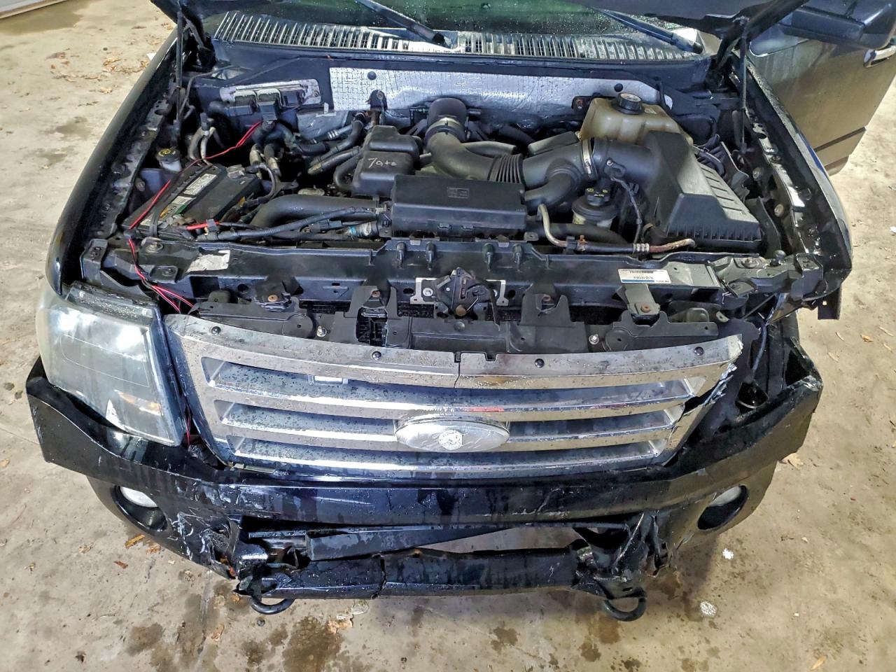 Ford Expedition El Limited Image 4